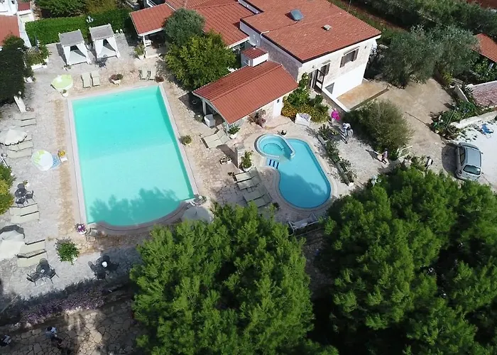 Salinola Feriegård Ostuni